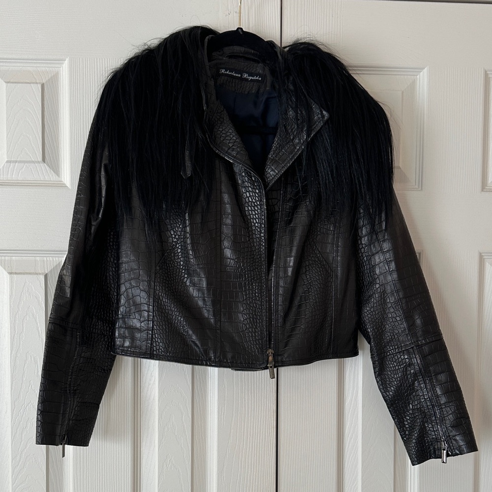Elegant Black Croc-Embossed Leather Jacket with Faux Fur